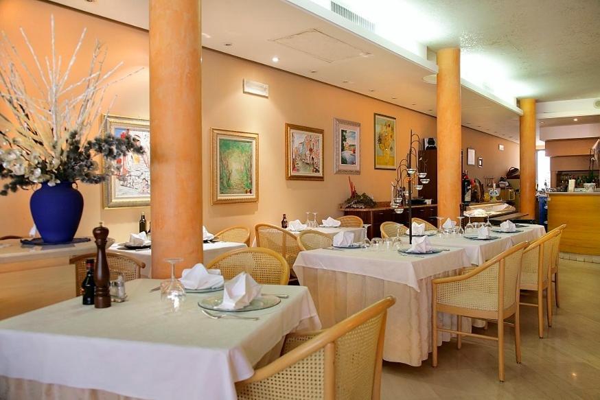 Hotel Ristorante Miralago Garda  Exterior photo