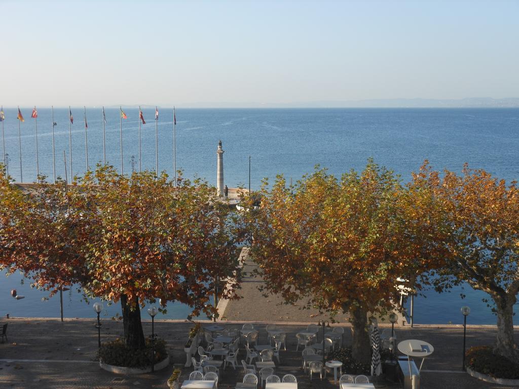 Hotel Ristorante Miralago Garda  Exterior photo